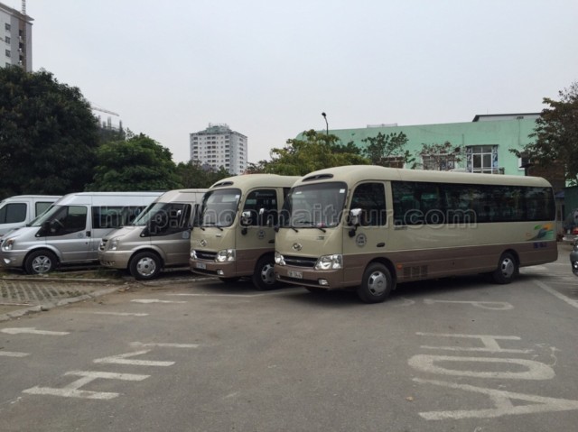 https://hoamaitour.com/cho-thue-xe-35-cho/1/1/6/0/vn.html